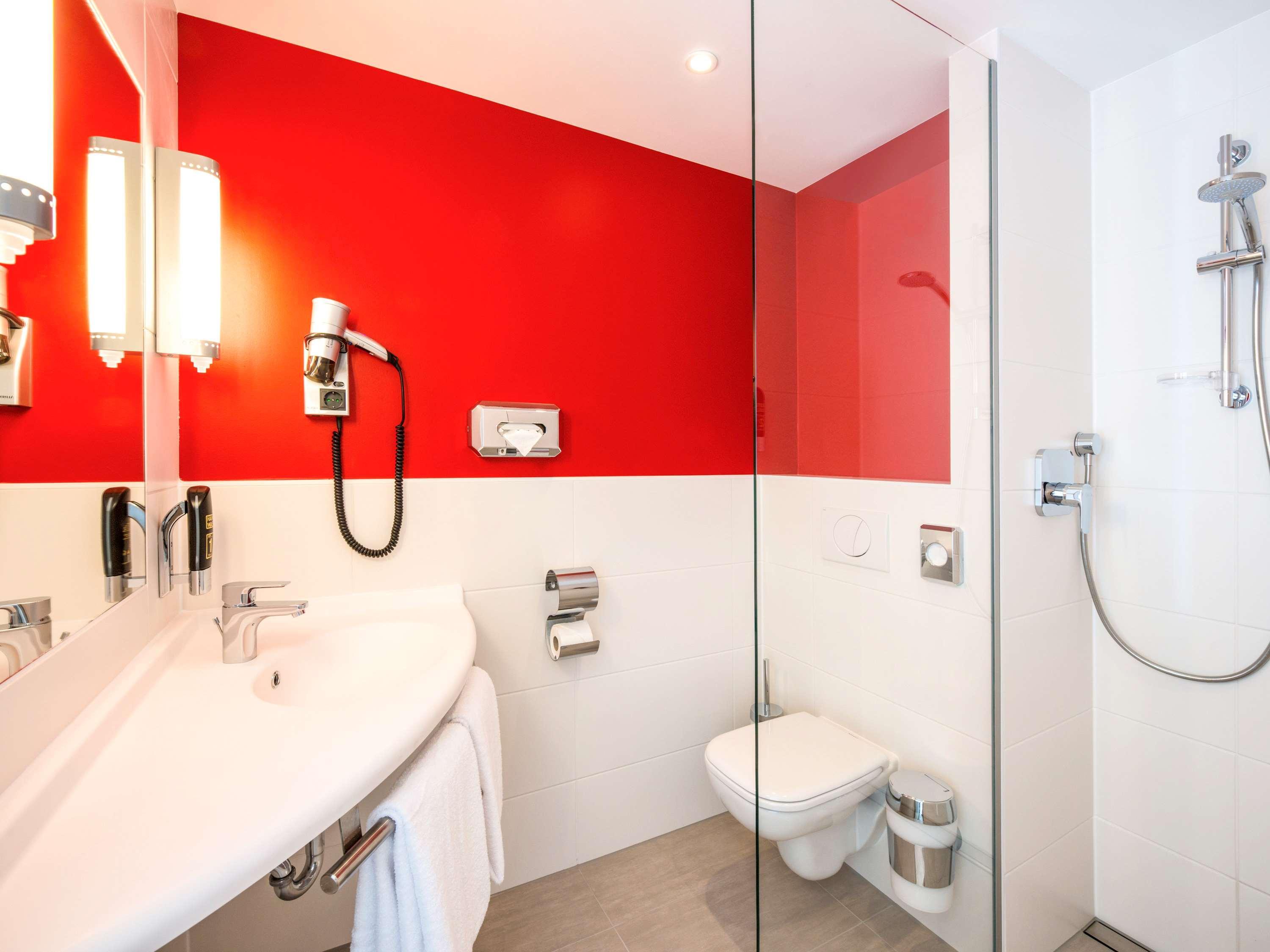 Ibis Muenchen Airport Sued Hotel Hallbergmoos Bagian luar foto