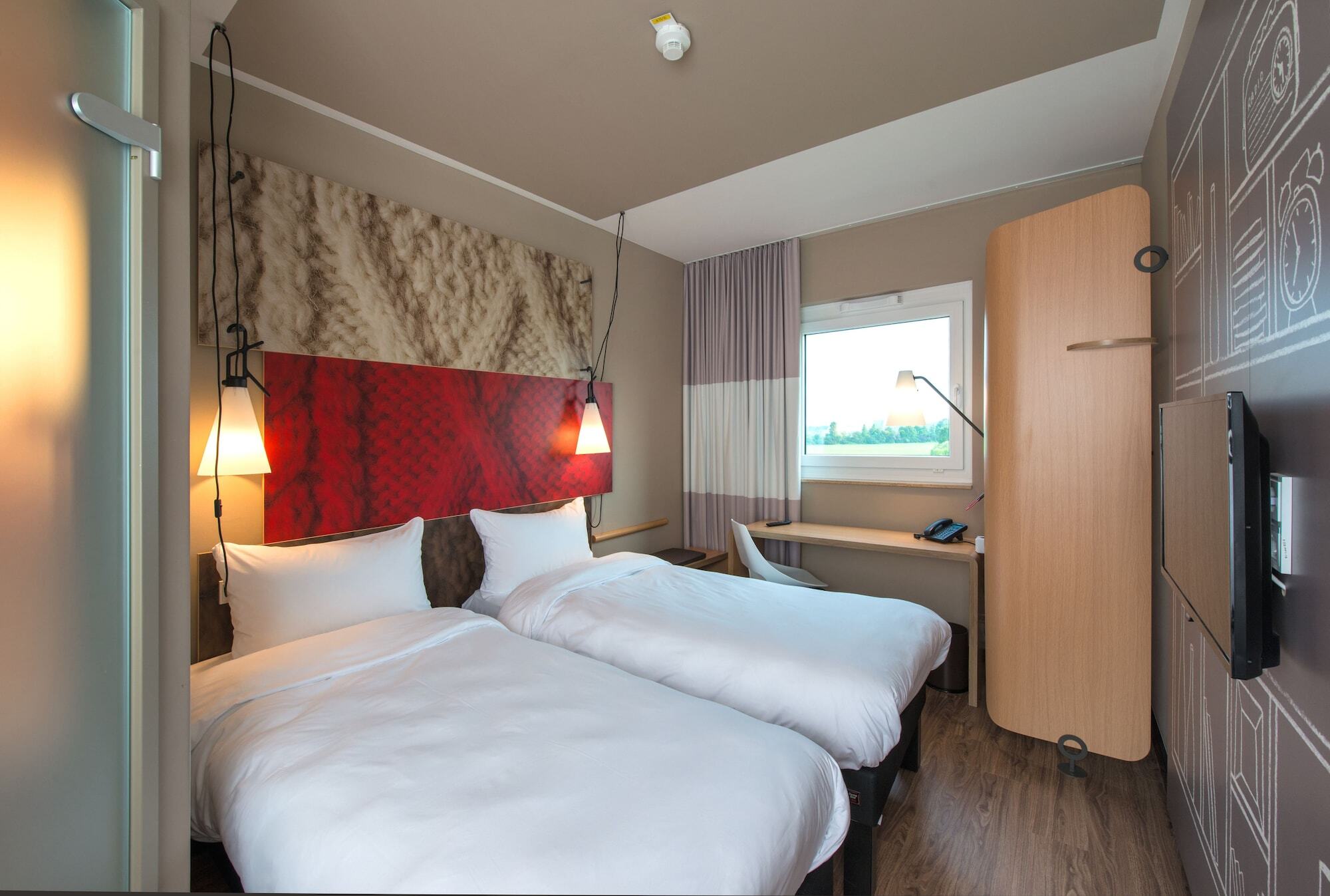 Ibis Muenchen Airport Sued Hotel Hallbergmoos Bagian luar foto